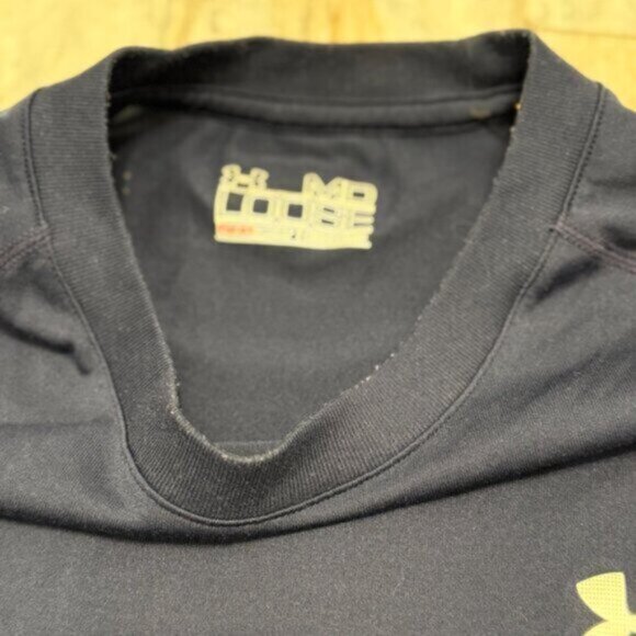 Under Armour Men's medium navy tank top - Picture 4 of 4